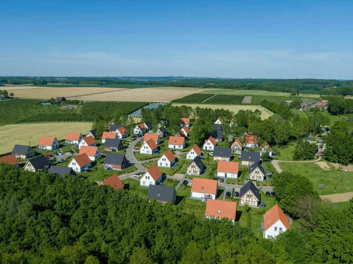 Landal De Waufsberg Otel Noorbeek Dış mekan fotoğraf
